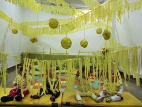 Apolo 10 decoración de fiesta de color amarillo